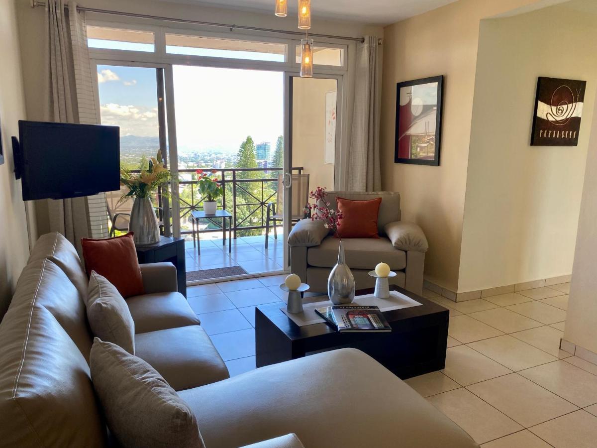 Beautiful Apartment, Terrace With Incredible View, 3 Bdr, Escalon, Exclusive, Secure San Salvador Exterior photo