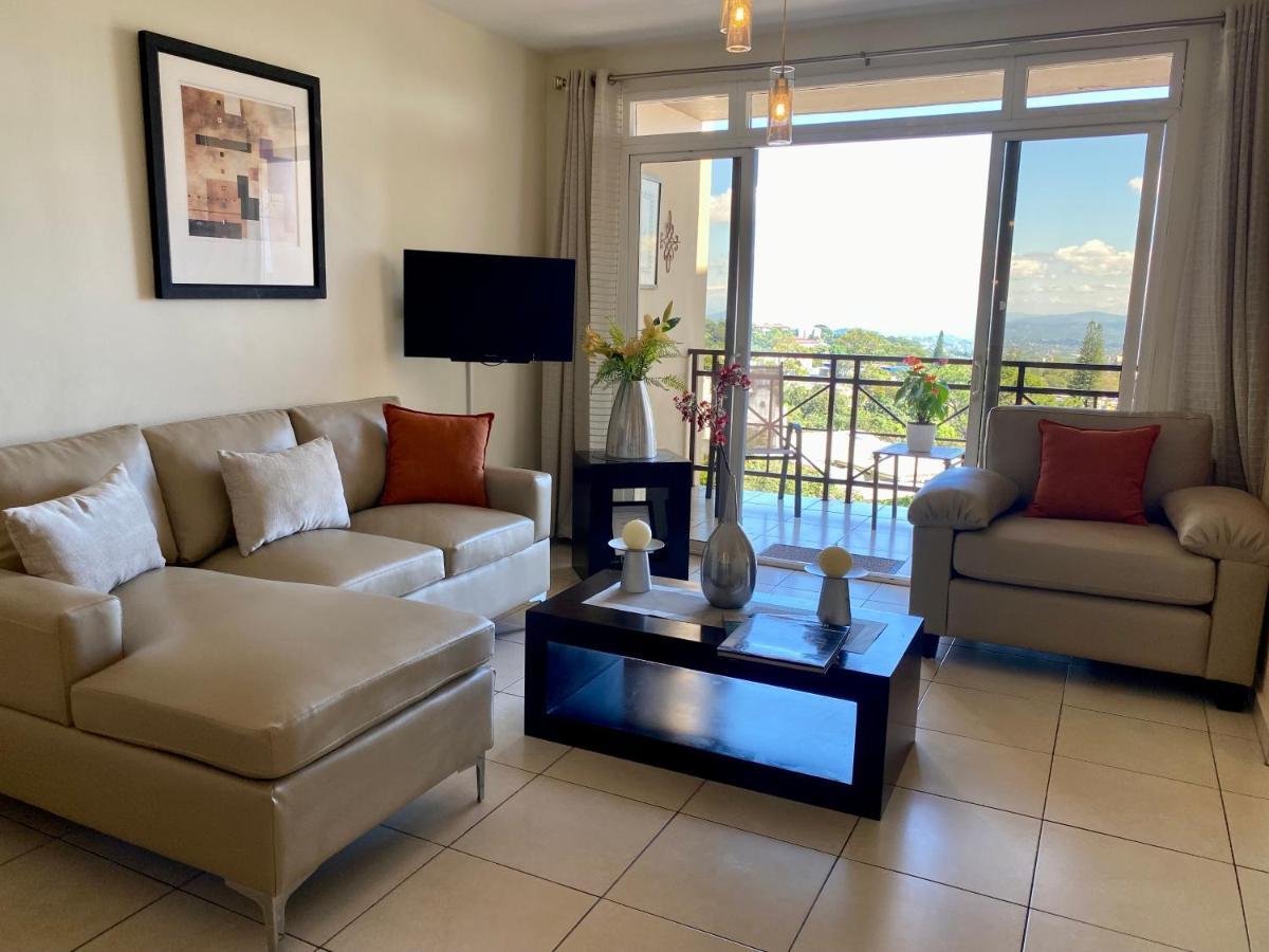 Beautiful Apartment, Terrace With Incredible View, 3 Bdr, Escalon, Exclusive, Secure San Salvador Exterior photo