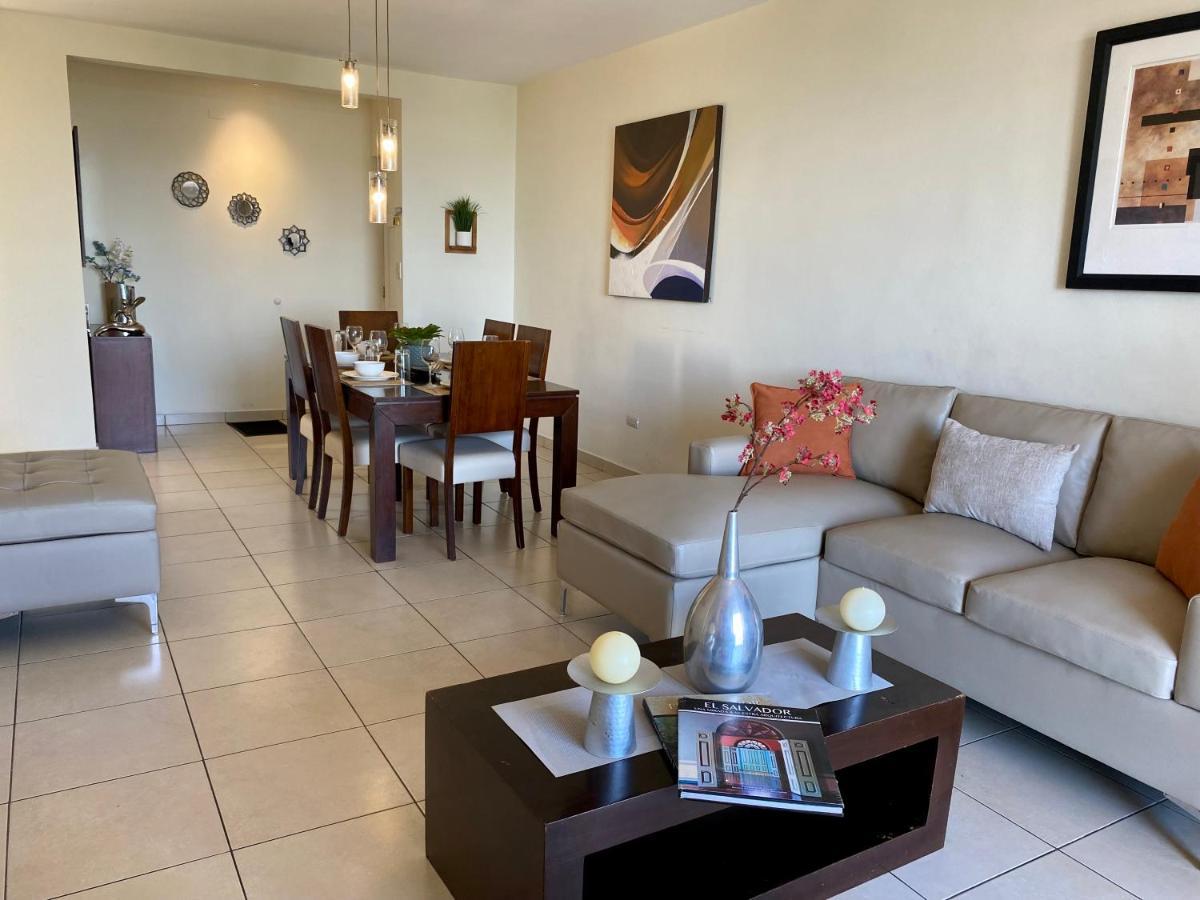 Beautiful Apartment, Terrace With Incredible View, 3 Bdr, Escalon, Exclusive, Secure San Salvador Exterior photo