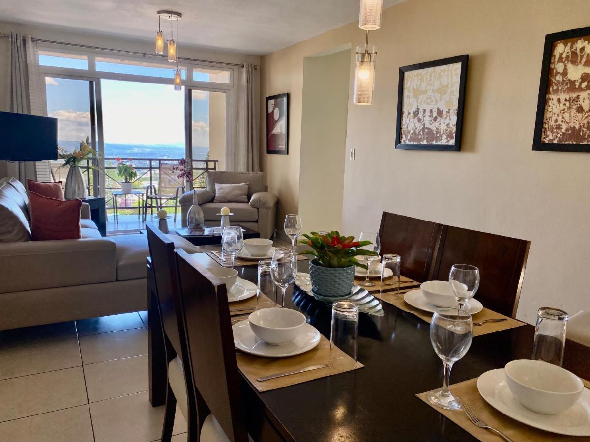 Beautiful Apartment, Terrace With Incredible View, 3 Bdr, Escalon, Exclusive, Secure San Salvador Exterior photo
