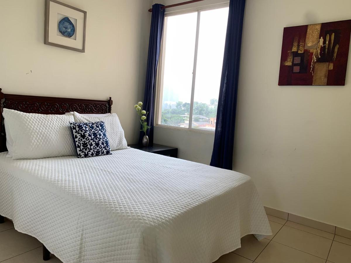 Beautiful Apartment, Terrace With Incredible View, 3 Bdr, Escalon, Exclusive, Secure San Salvador Exterior photo