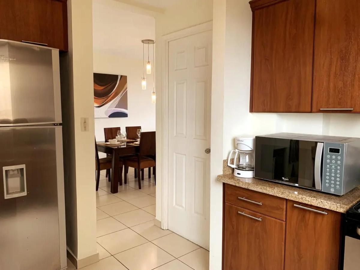 Beautiful Apartment, Terrace With Incredible View, 3 Bdr, Escalon, Exclusive, Secure San Salvador Exterior photo